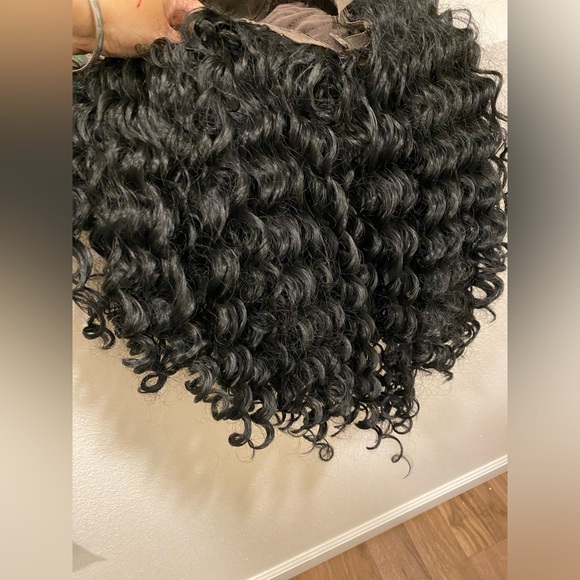 Lace front good quality synthetic wig - Picture 4 of 10